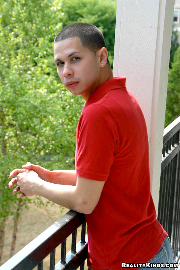 Gay twinks fuck each other