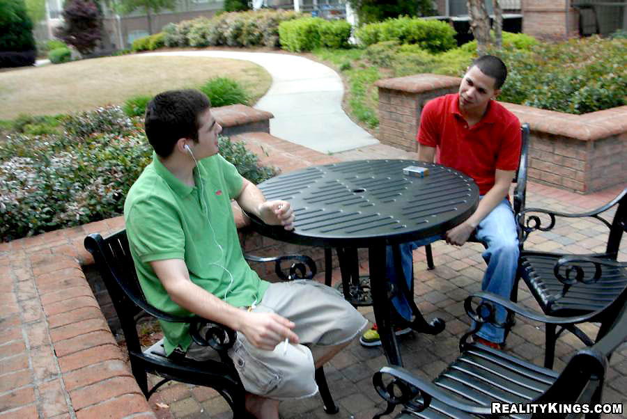 Gay twinks fuck each other